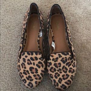 Only worn once cheetah flats